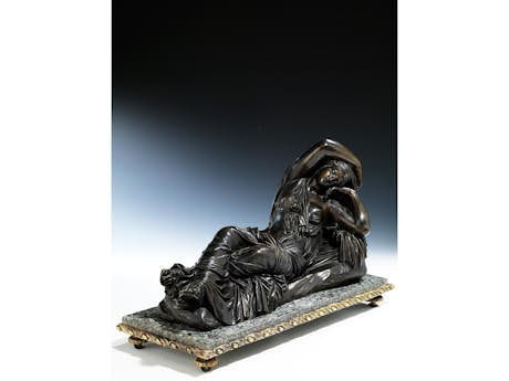Bronzefigur der liegenden Ariadne“